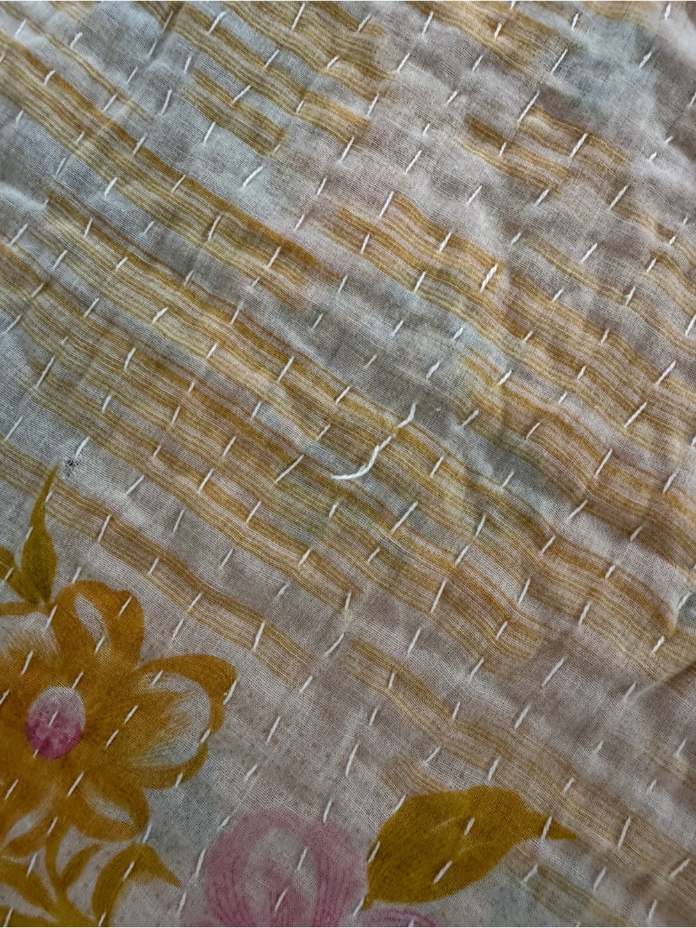 Pastel Floral Kantha Blanket Throw - Picture 13 of 14